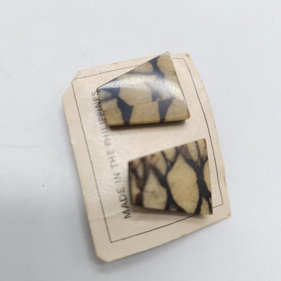 Handcrafted Coral Trapezoid Earrings Made In The Philippines - Picture 3 of 6